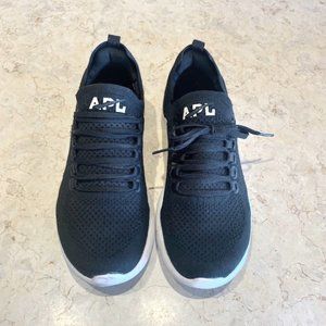APL Techloom breeze women size 7.5 Black/White